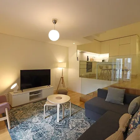 Flh Spacious Duplex Apartment Porto